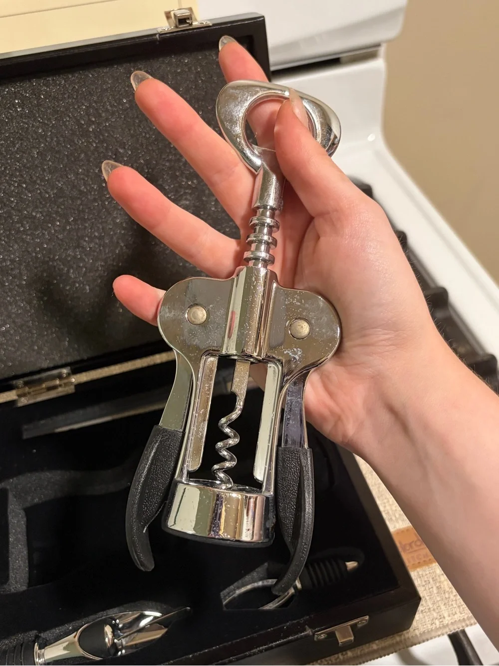 Pottery Barn 4-Piece Wine Tool Set with Wooden Case 🍷